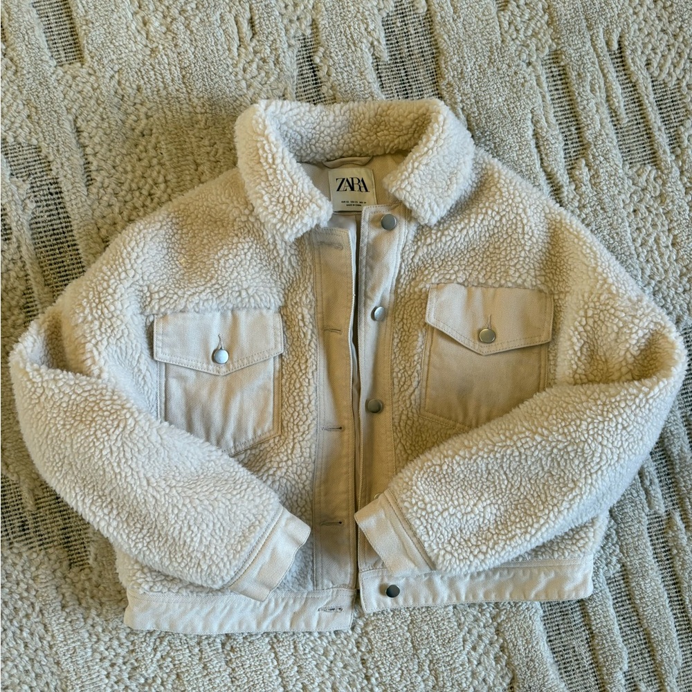 NWOT Zara Cream/Ivory Faux Sherpa Jean Jacket